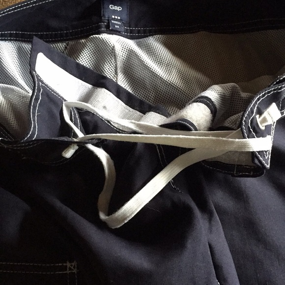 Gap Board Shorts Navy with white stitching - Picture 8 of 13